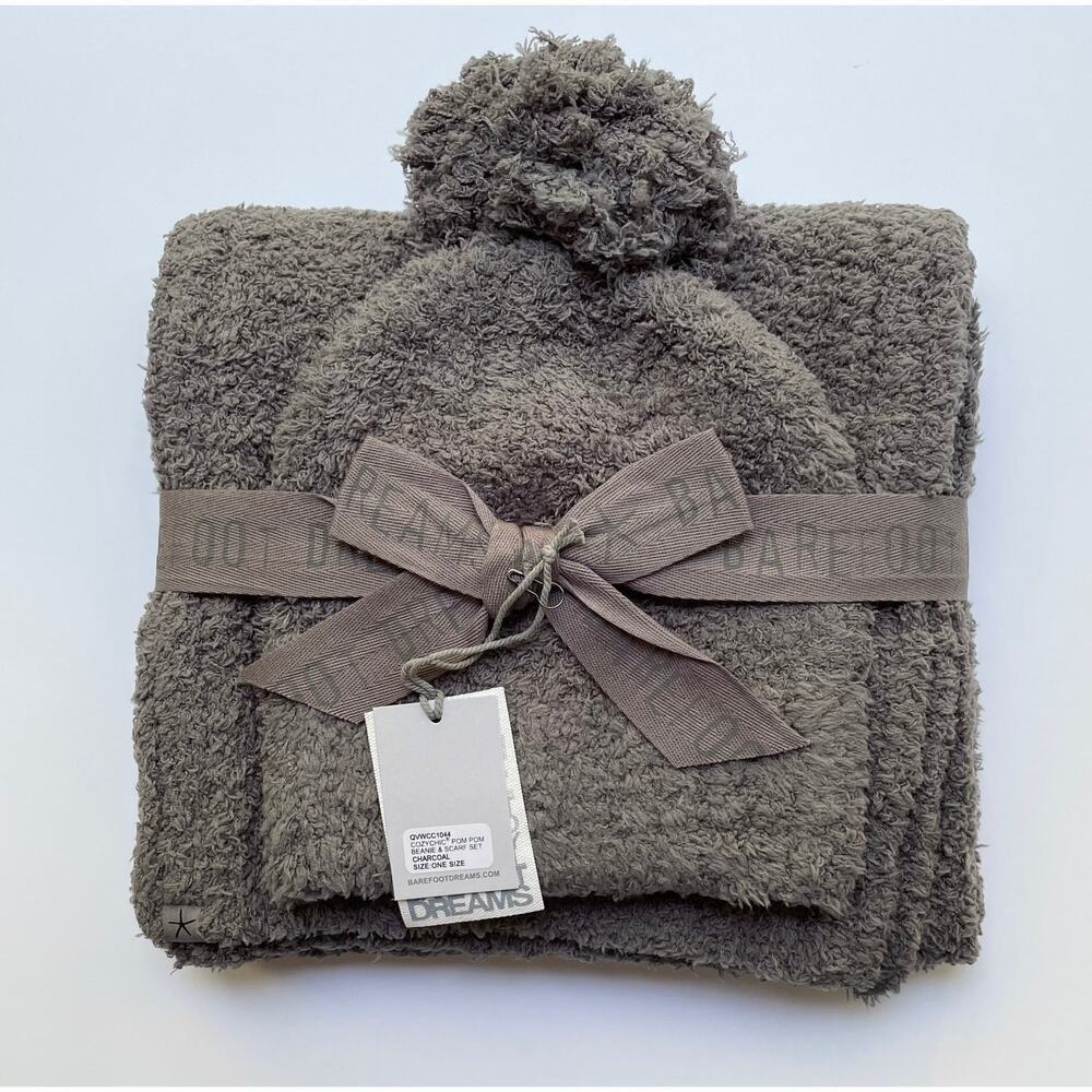 Barefoot Dreams Pom Pom Beanie and Scarf Set Cozychic Charcoal Grey NEW